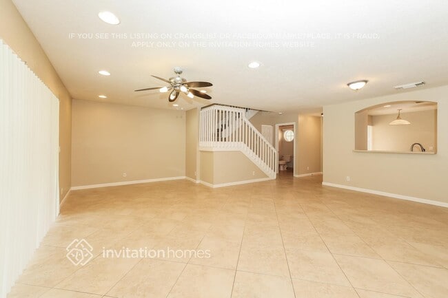 Photo - 6187 United St