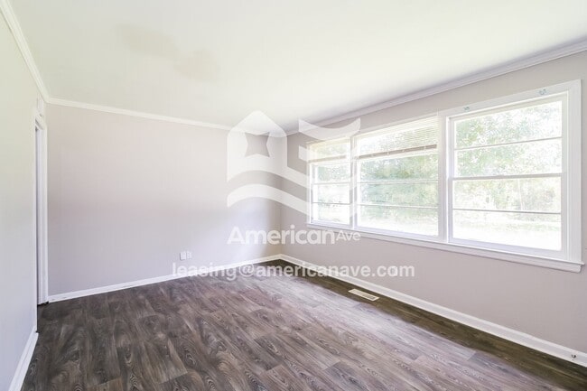 Photo - 688 Old Lundy Rd