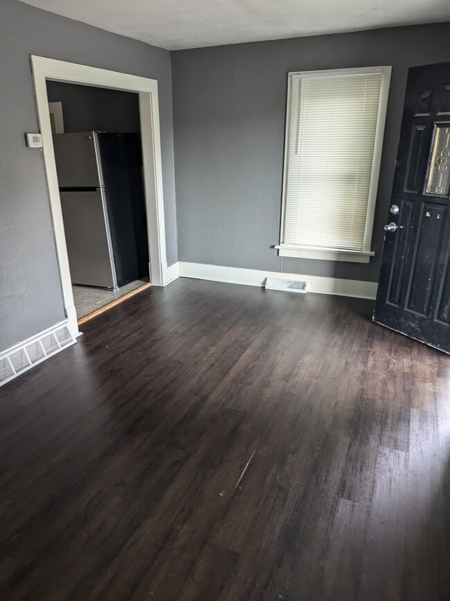 Photo - 236 W Main St