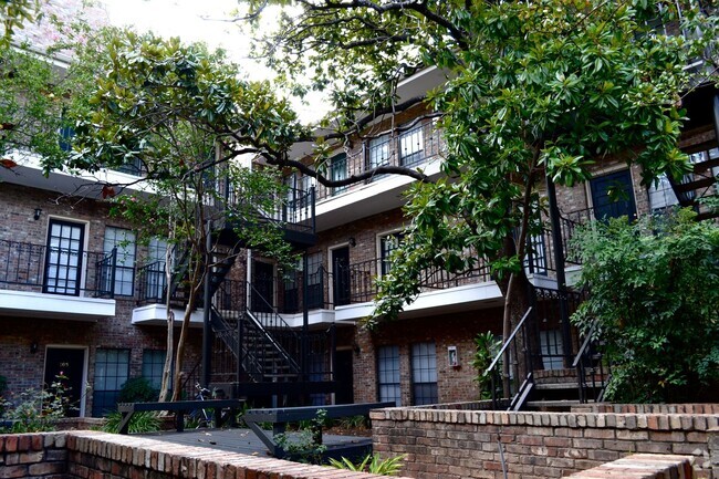Building Photo - 2801 Rio Grande St Unit #101 Rental