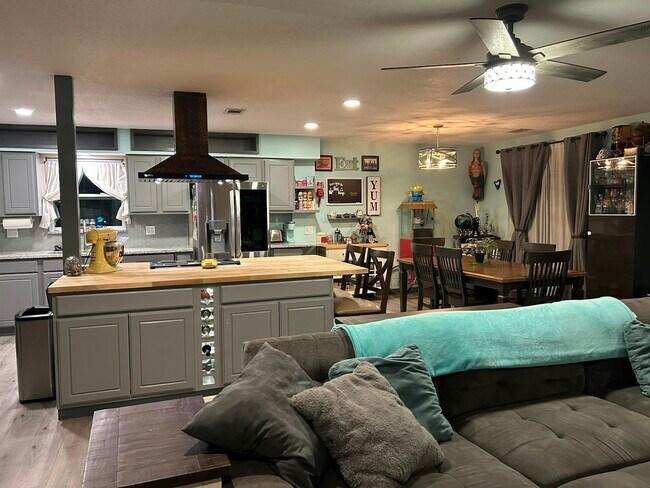 Photo - 2850 Greenridge Rd