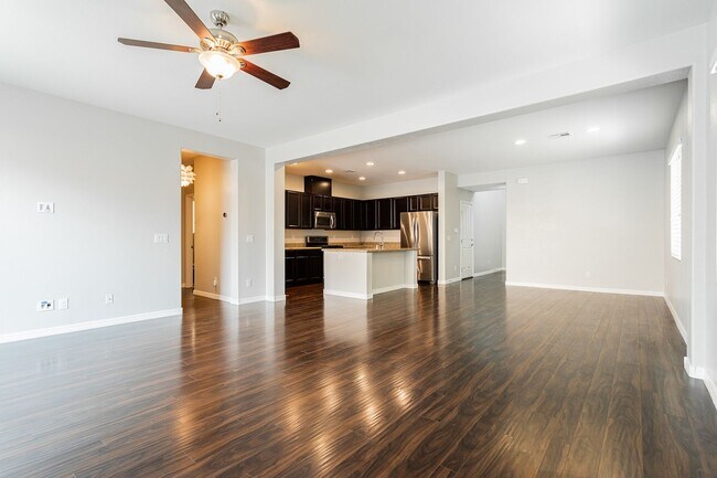 Photo - Exquisite 5 bedroom 4 bathroom home with fresh paint and new carpet waiting for you!