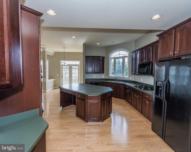 Photo - 29 Pathfinder Ct