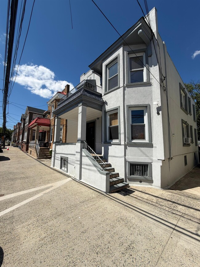 Photo - 214 72nd St Unit 2
