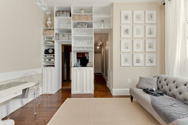 Photo - 1821 19th St NW Unidad ID429P