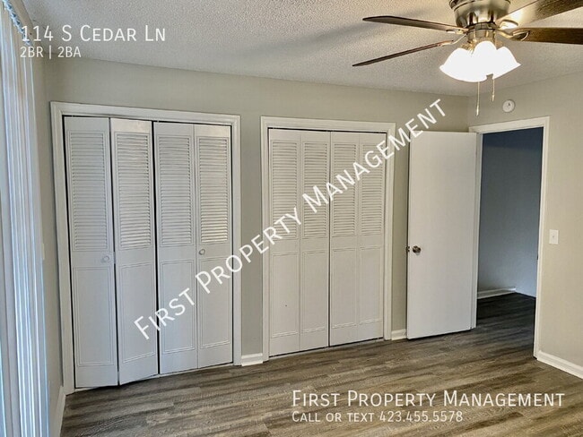 Photo - 114 S Cedar Ln