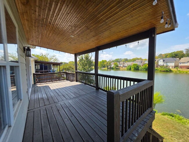 Building Photo - Luxury Lake Living Overlooking Coleman Lake