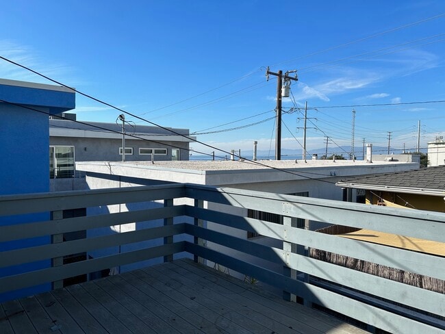 Photo - 441 36th St Unidad upper