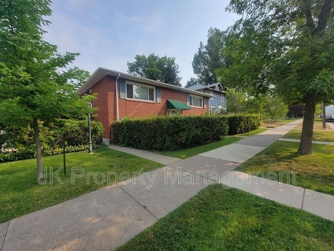 Building Photo - 1305 2nd Ave N Unit #01