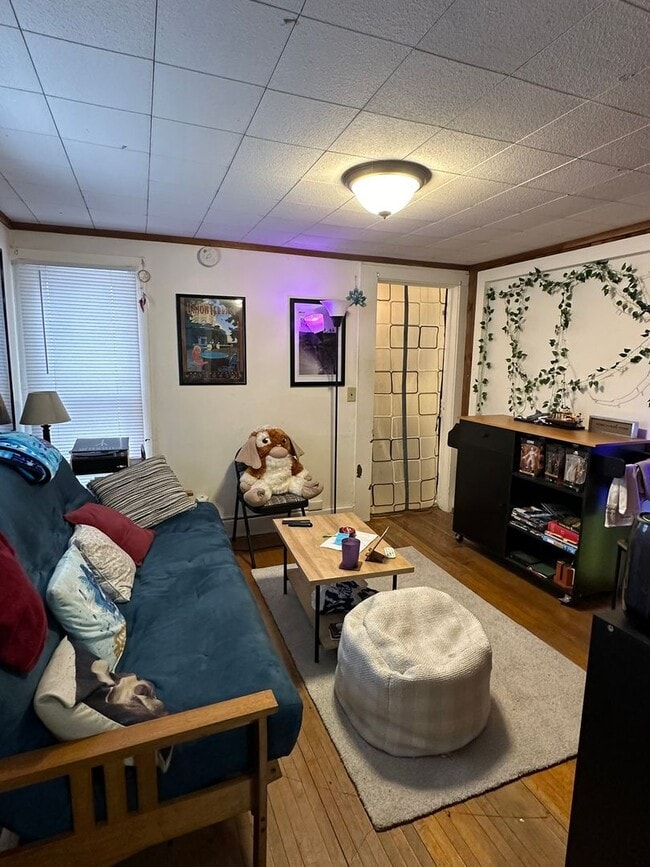412 W Washington Ave Unit D