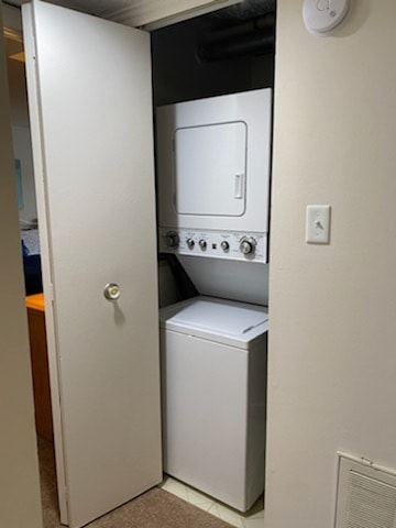 Photo - Towers of Edgewater