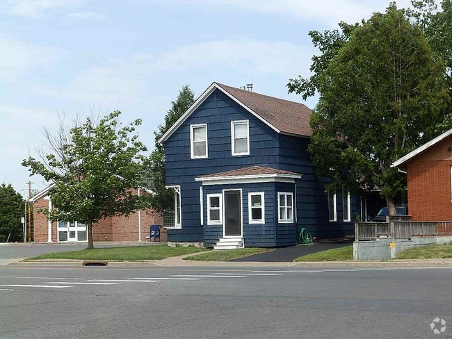 Building Photo - 38 S Main St Rental