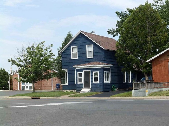 Photo - 38 S Main St House