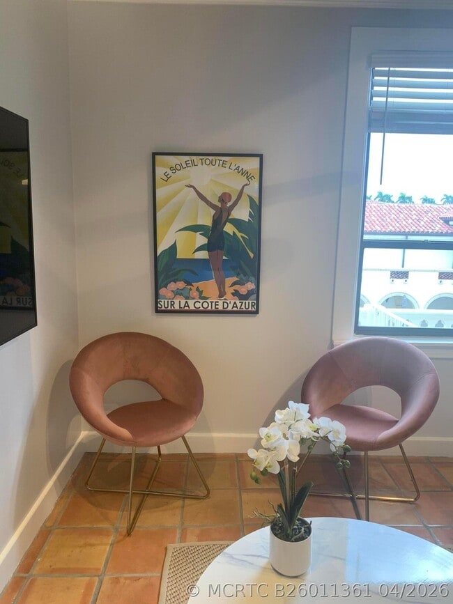 Photo - 235 Sunrise Ave Unit 2019