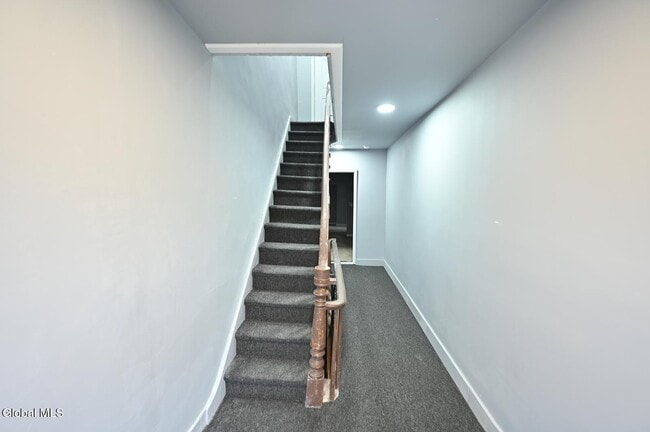 44 Alexander St Unit 1