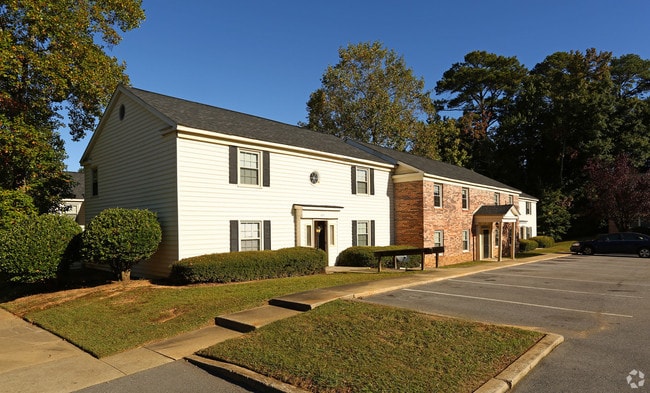 Building Photo - Retreat at Broad River Rental