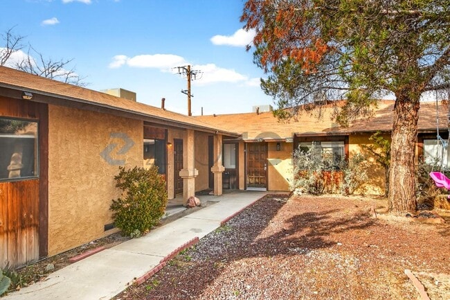 Photo - 836 W Atkins Ave