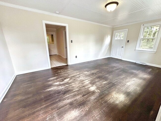 Photo - 146 Van Horn Ln