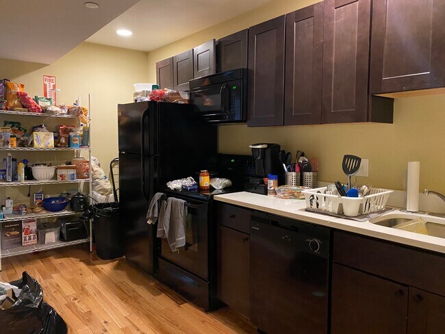 Photo - 1853 N 17th St