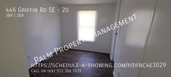Photo - 446 Griffin Rd SE