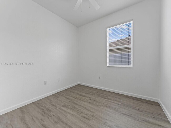 Photo - 27869 SW 133rd Ave Unit 1