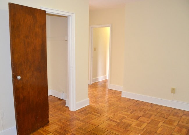 Q Street Apartments