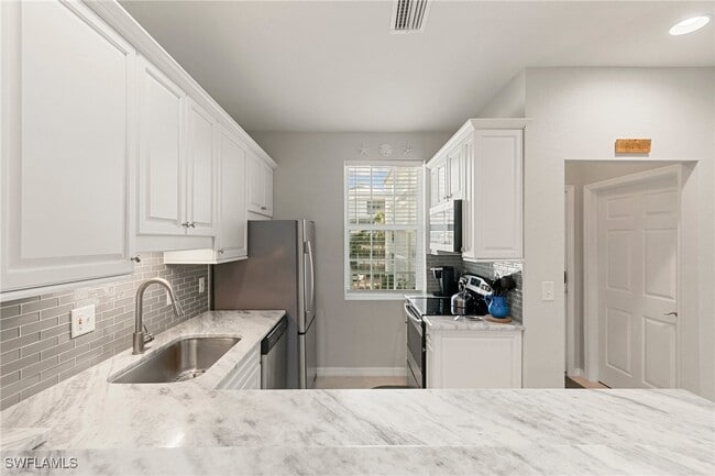 Photo - 140 Palm St Unit 305
