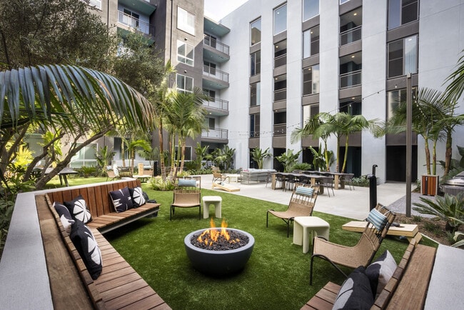 Broadstone Edition apartments — community photo