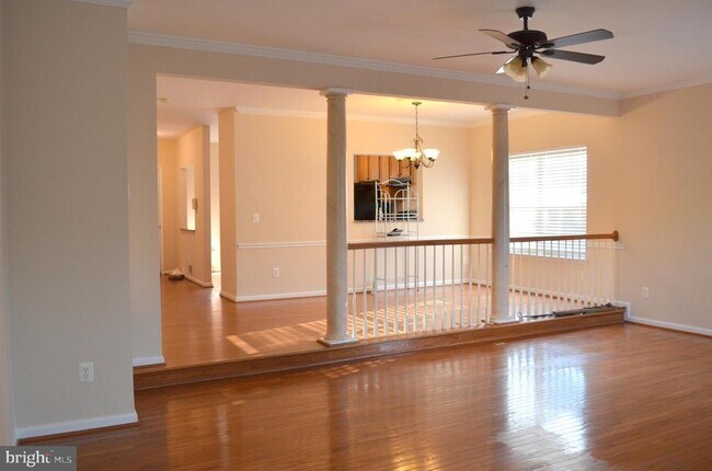 Photo - 43090 Sherbrooke Terrace