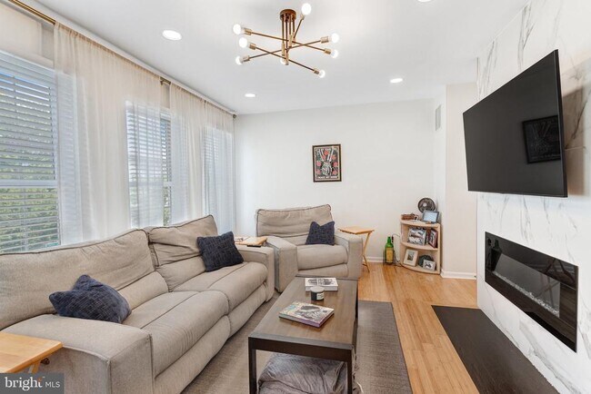 Photo - 12703 Gartney Ln