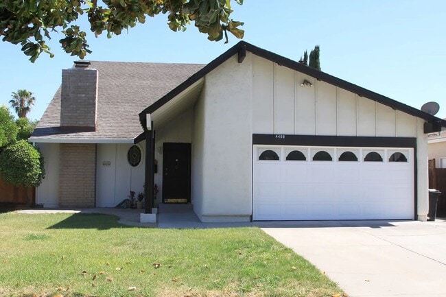 Building Photo - 4409 Dulcey Dr Rental
