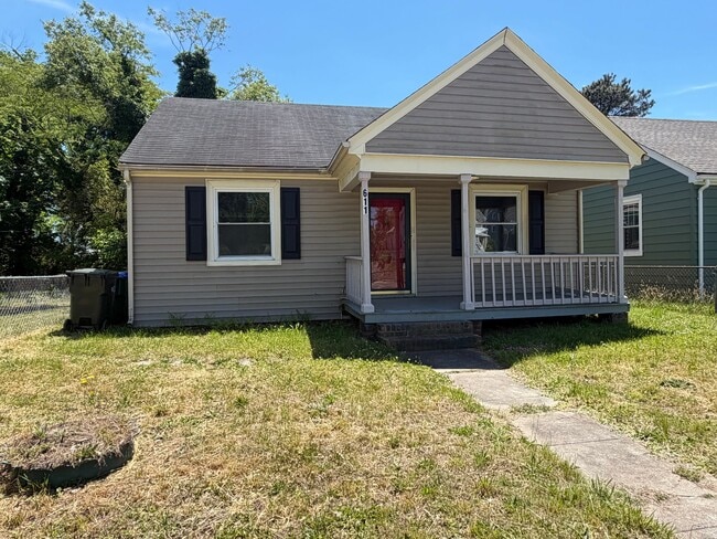 Photo - 611 Milton St