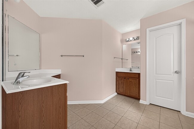 Building Photo - 24722 Garnet Shadow Ln