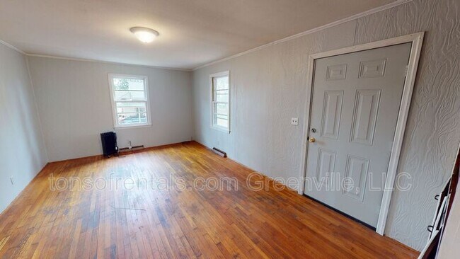 Photo - 2972 1/2 Fairforest Clevedale Rd