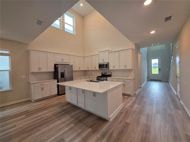 5156 Dominion Aly