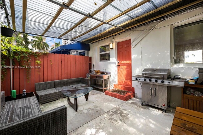 Photo - 3690 SW 9th Terrace