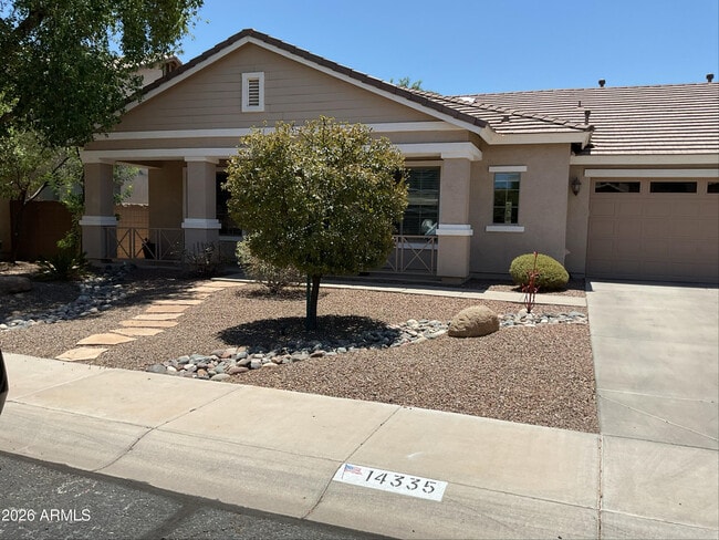 Building Photo - 14335 W Country Gables Dr