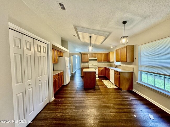 Photo - 12295 Sumter Square Dr E