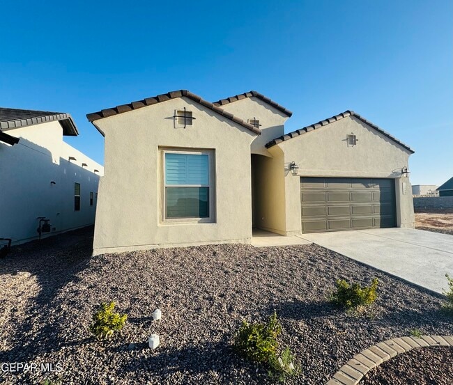 Building Photo - 13988 Summer Hail Ave