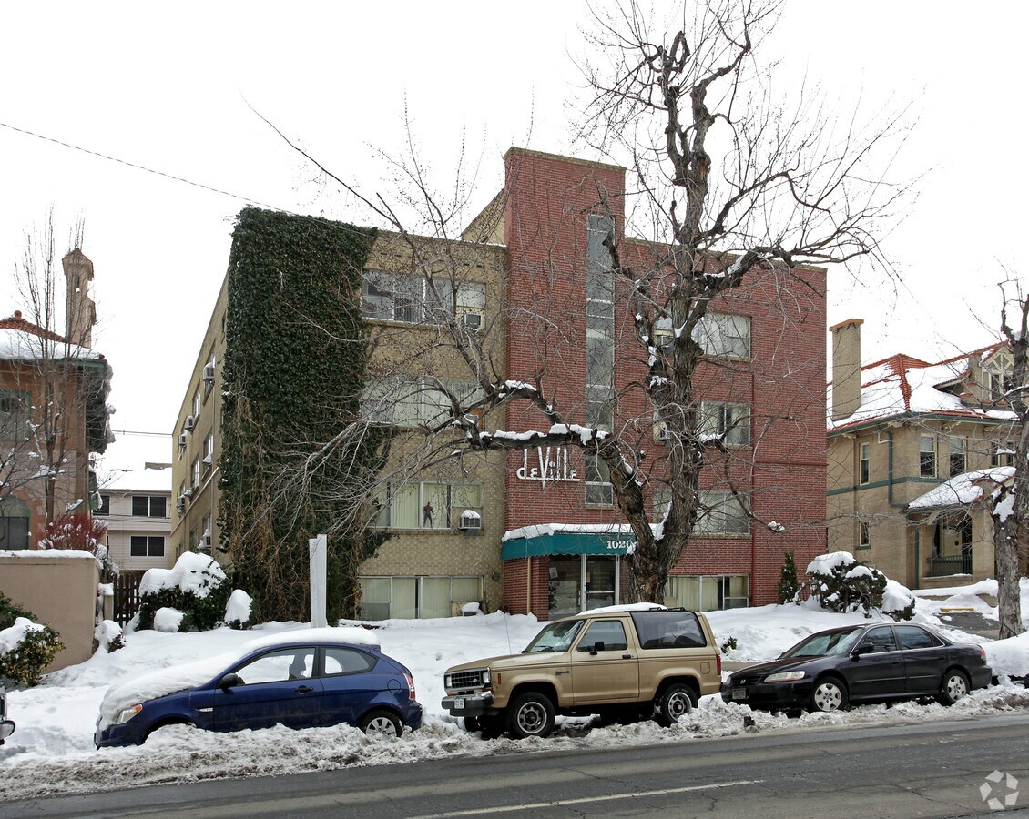 Deville Apartments - Deville
