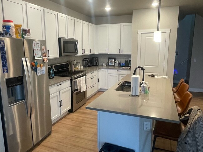 Photo - 6025 Denys Dr.