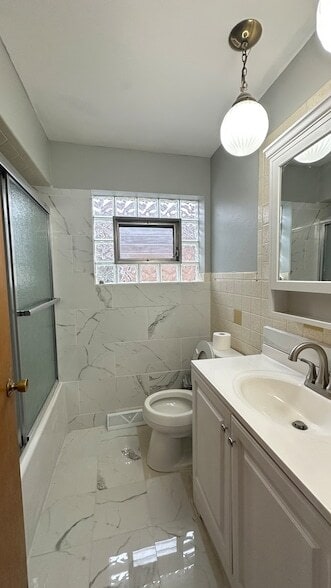 Photo - 4819 W Winnemac Ave