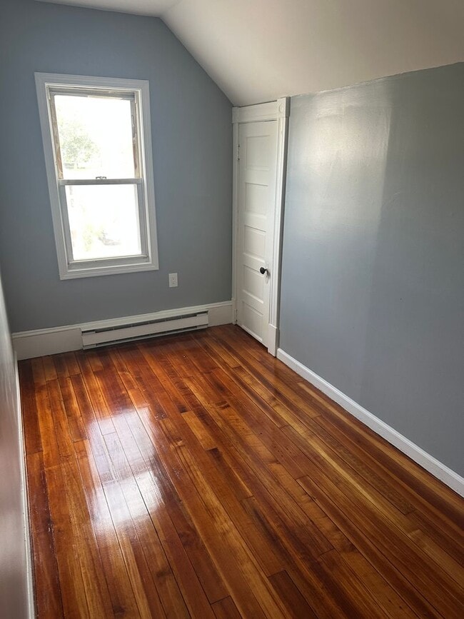 43 Prospect St Unidad 3rd Floor