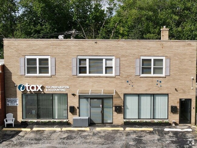 Building Photo - 552 E Northwest Hwy Unit 2A Rental