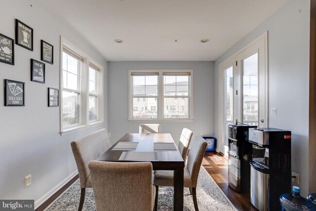 Photo - 7520 Calais Way