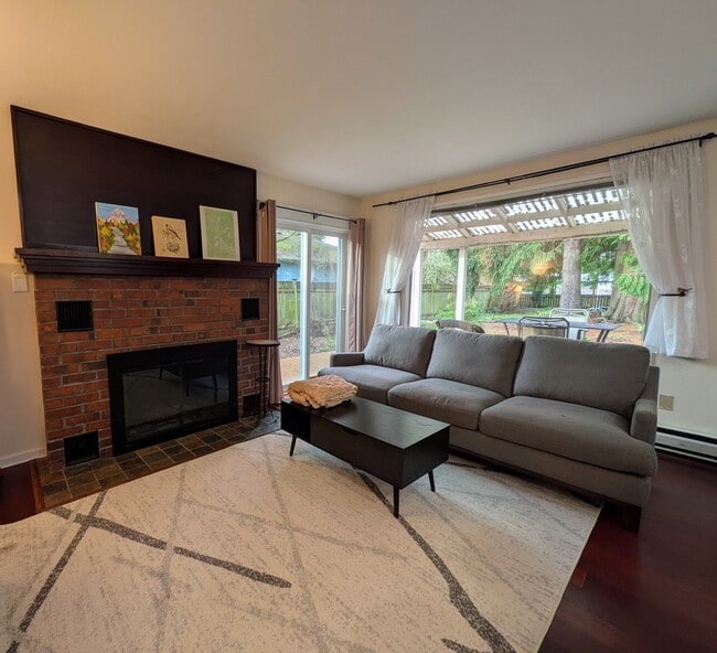 Photo - 11518 30th Ave NE