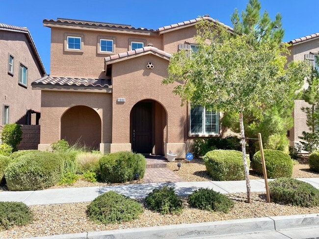 Building Photo - Ultra-Efficient 3 Bed / 2.5 Bath Inspirada Home with Fully Paid-Off Solar Panels!