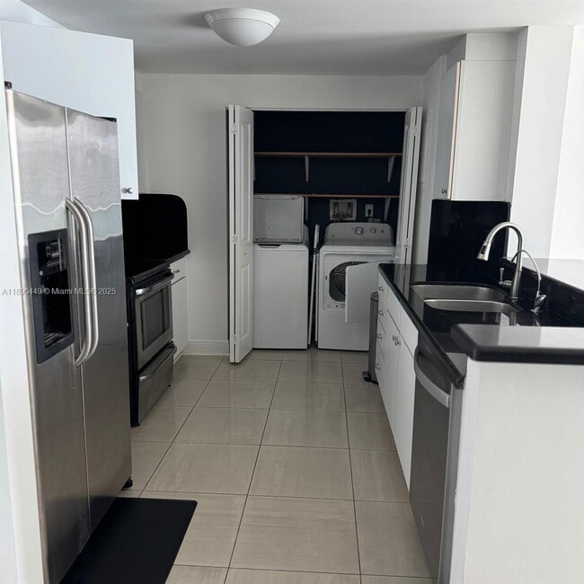 Photo - 1250 S Miami Ave Unidad 3004