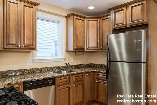 Photo - 164 Boylston St Unit 1