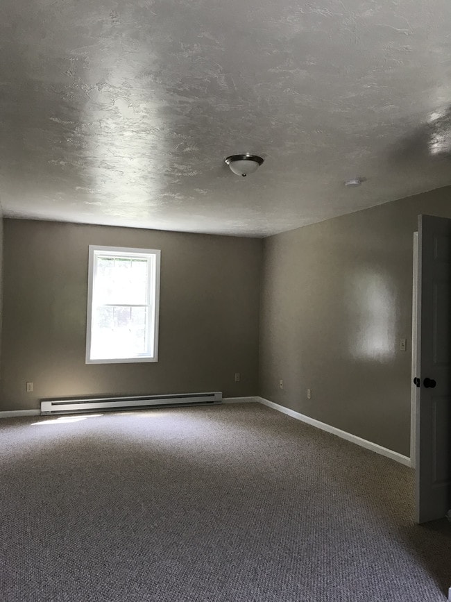 Fotografía del edificio - 28 Quaboag St Unidad 12